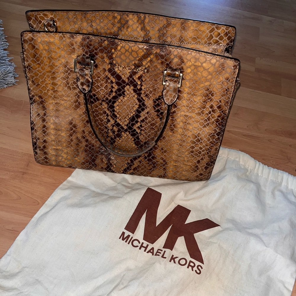 Free Shippingmichael Kors Selma Python Embossed L… - image 1